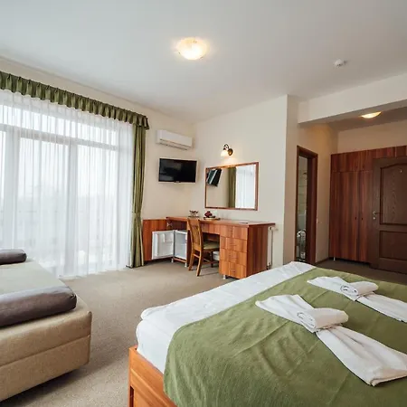 Гостевой дом Pensiunea Comfort *